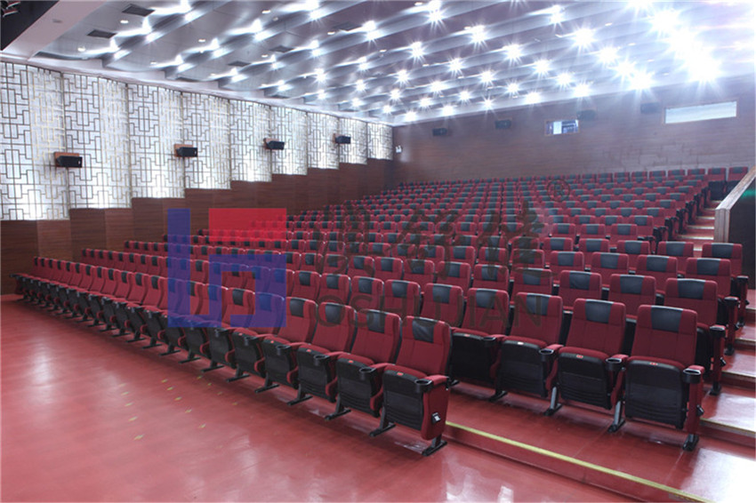 Red Star Cinema(图1)