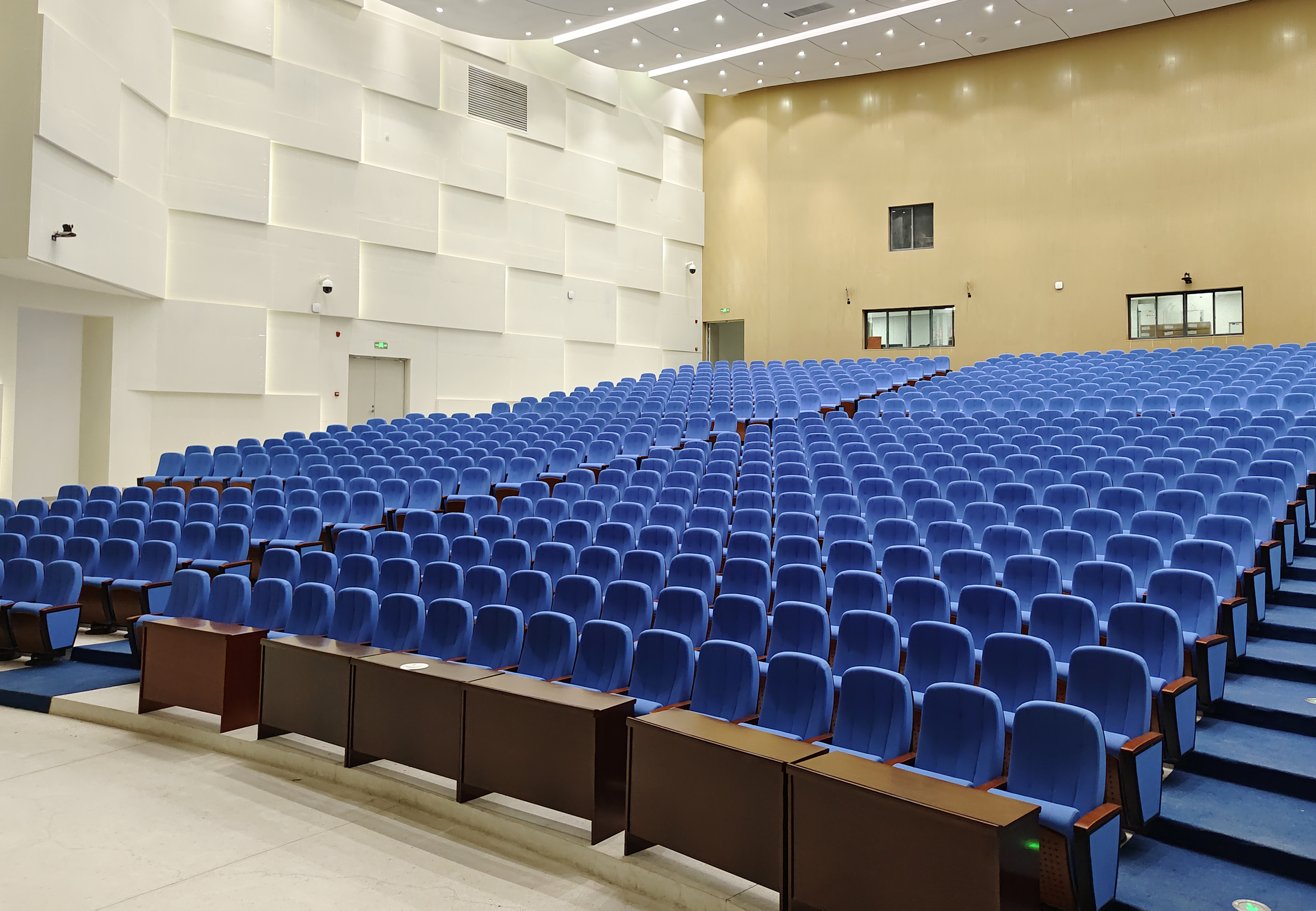 auditorium chairs