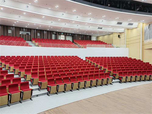 How to distinguish support and softness when selecting auditorium chairs?