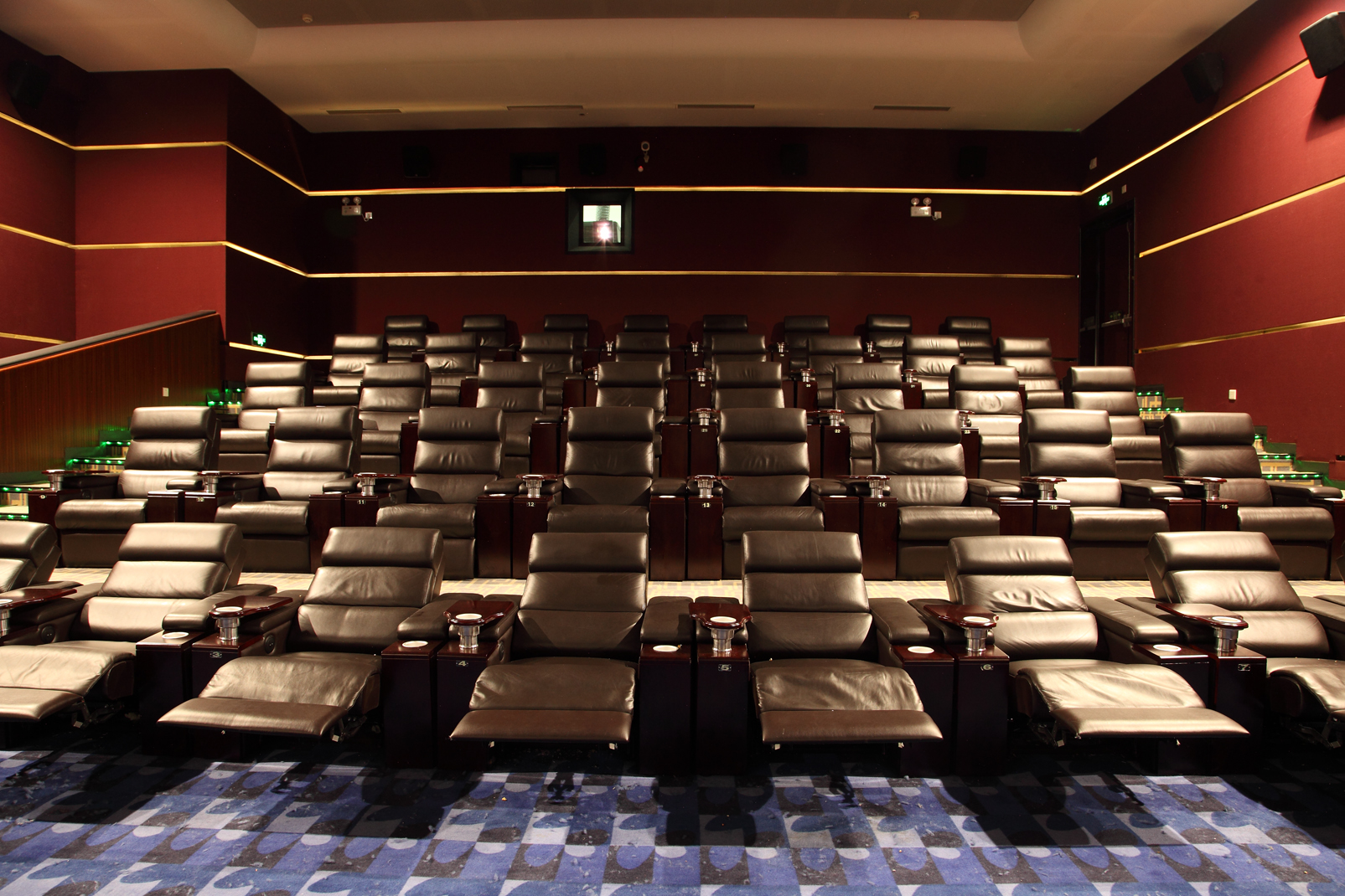  cinema chairs 