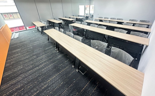 lecture hall chair