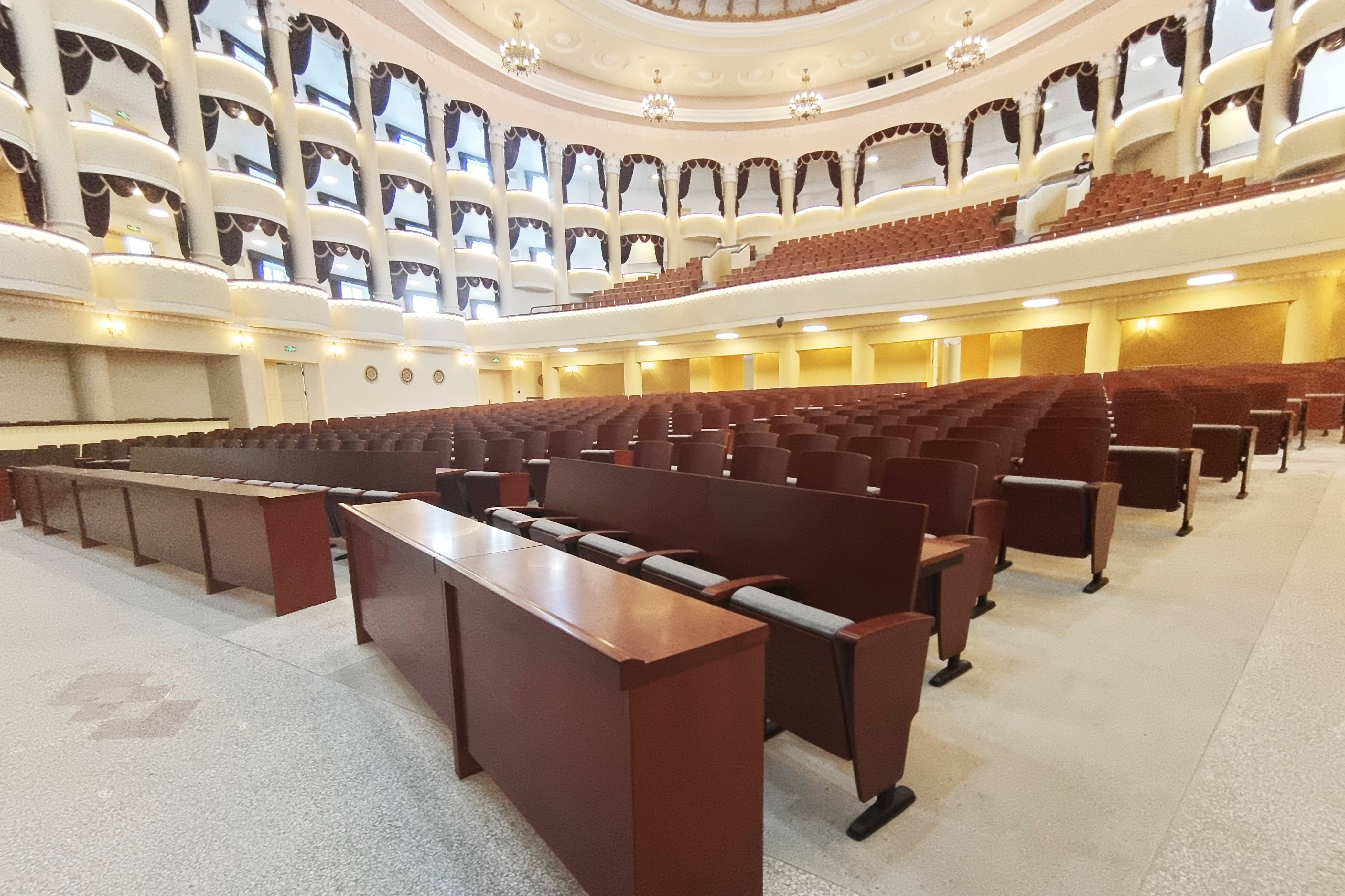 auditorium chairs