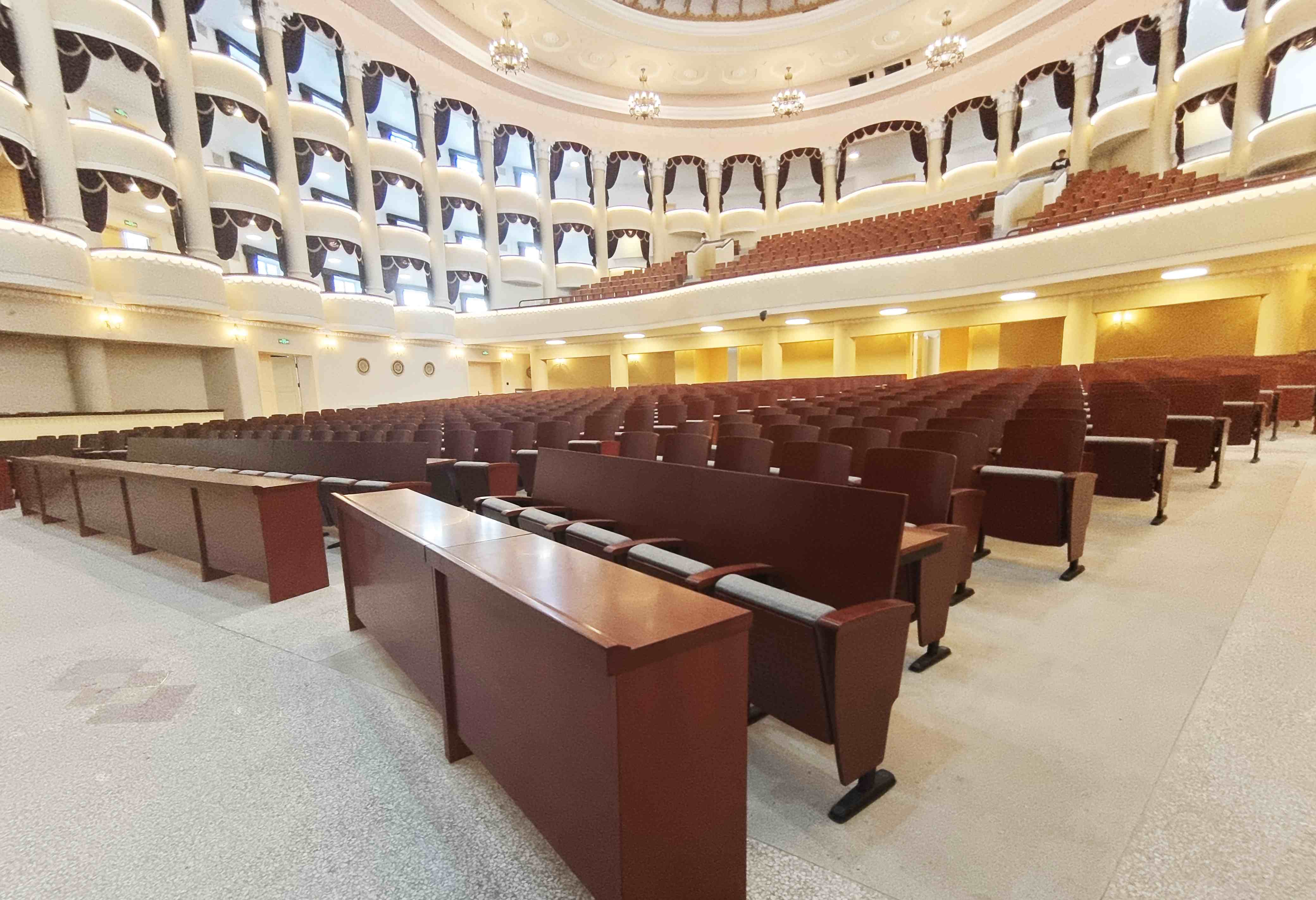 church chairs