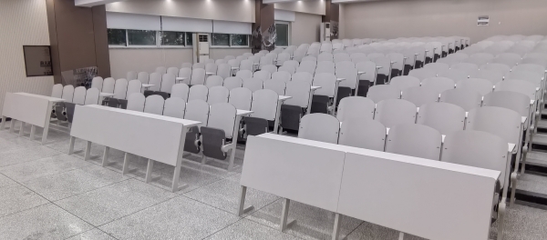 university fixed seatings