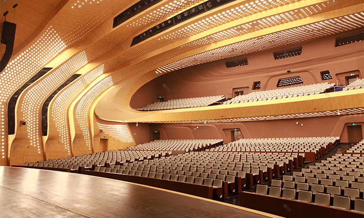 Nanjing Youth Olympic Games Conference Center, Chi